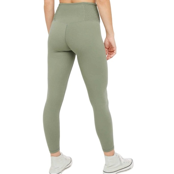 NWT $55 Aerie Offline Smocked Legging Athletic Pant Workout Womens Sz S Green - Picture 4 of 10